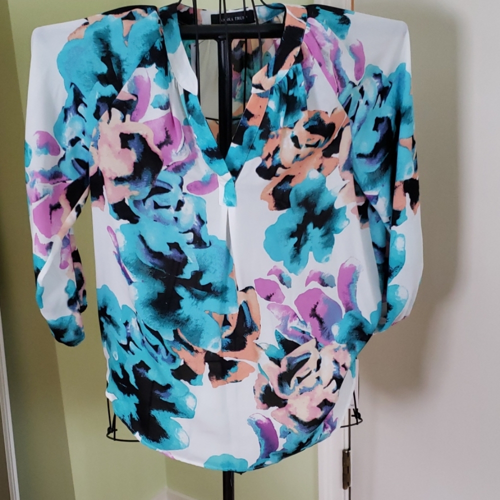 Ivanka Trump flowered blouse